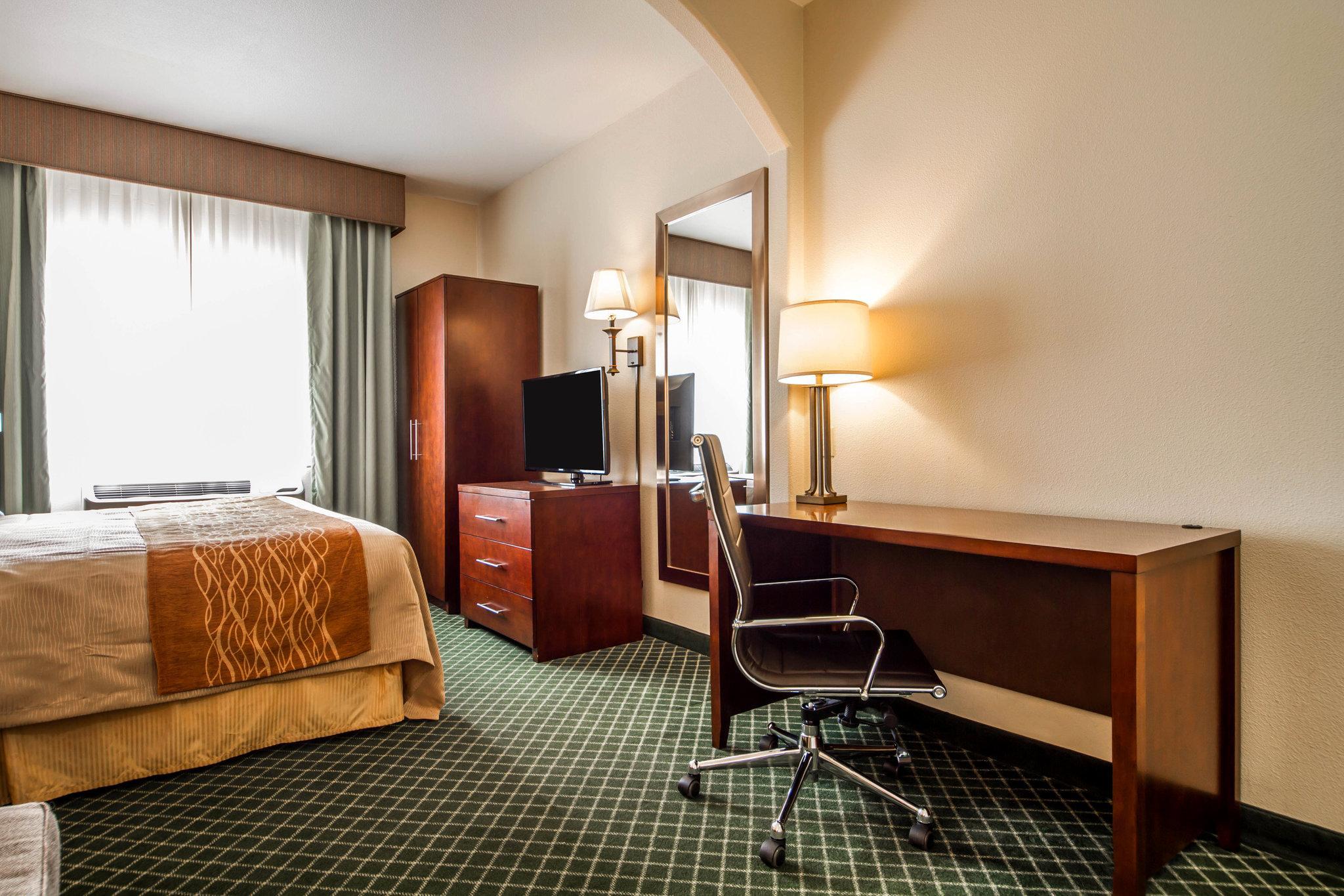 Comfort Inn and Suites 写真