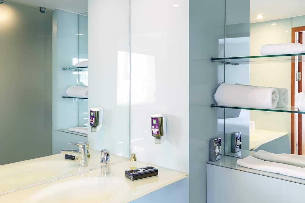 Ibis Styles BHX NEC Airport 写真