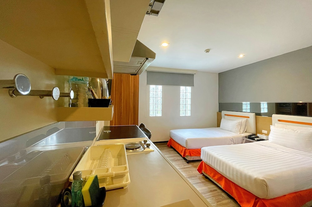 アラワナ エクスプレス プロンポン 写真