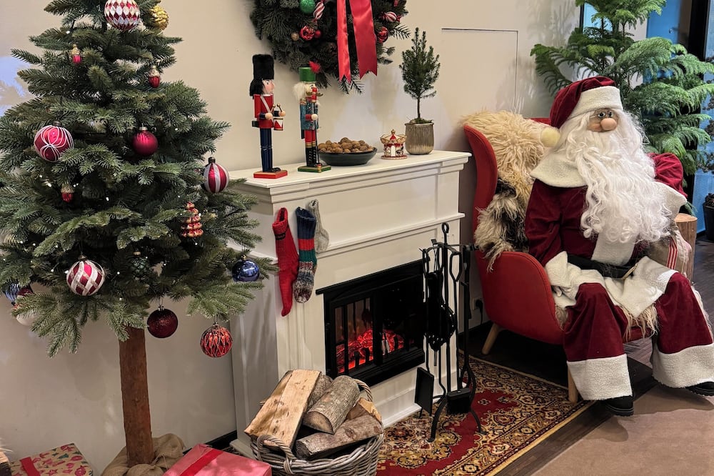 チボリ ホテル 写真