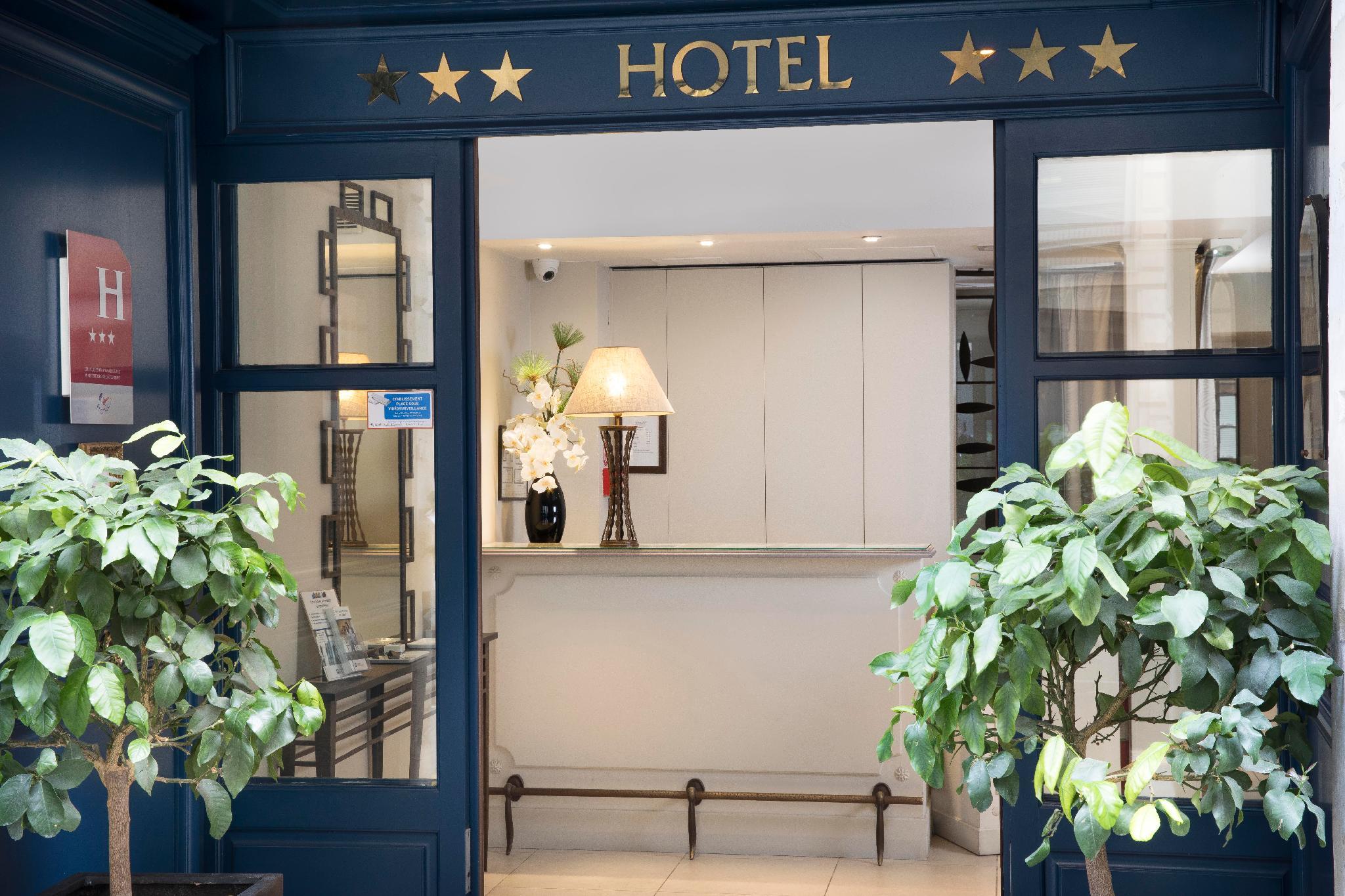 ホテル パリ ルーヴル オペラ 写真