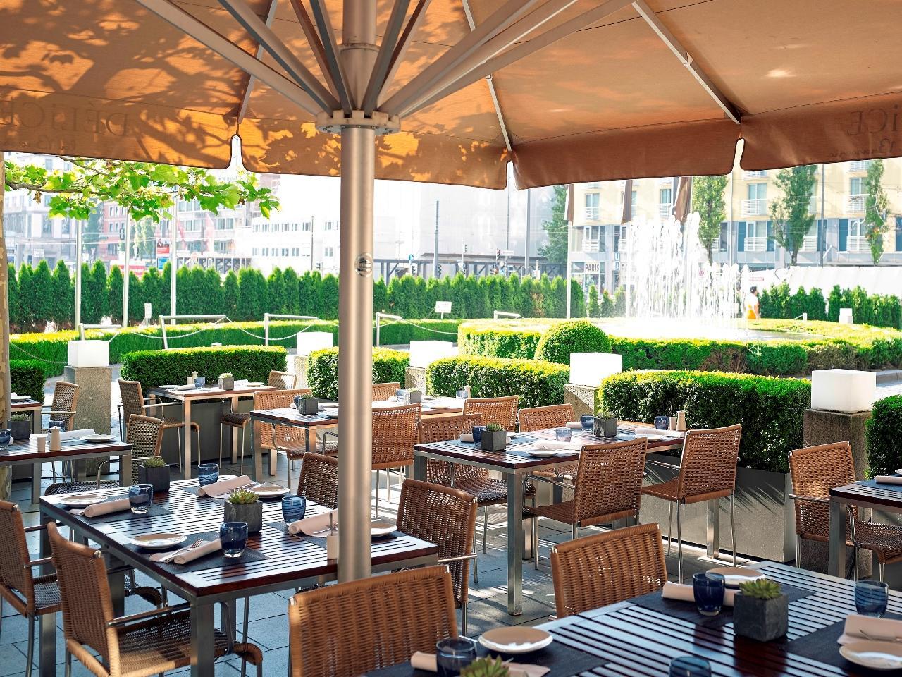 ソフィテル ミュンヘン バイエルポスト ホテル 写真