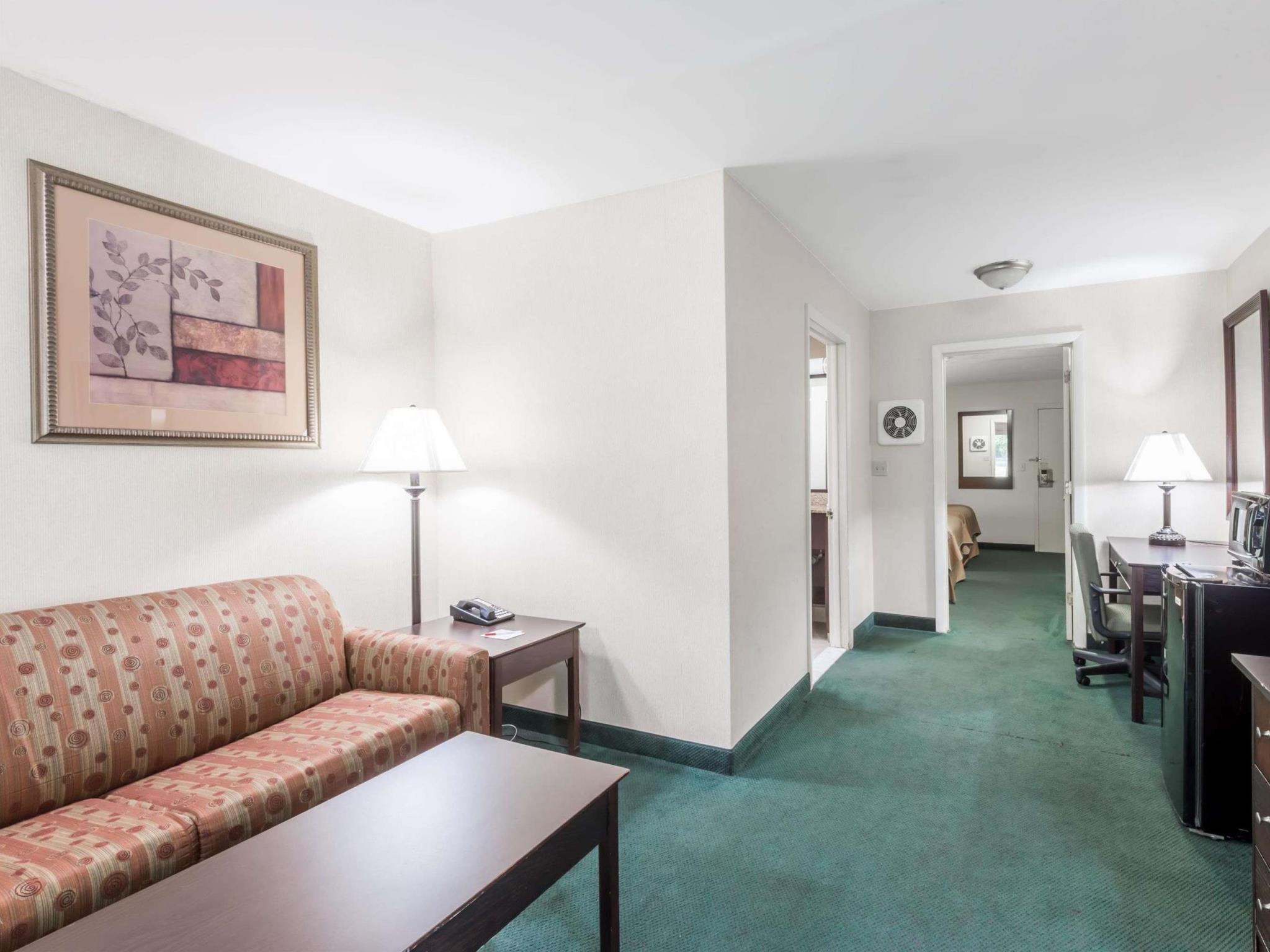 ラマダ バイ ウィンダム グロトン/ミスティック 写真