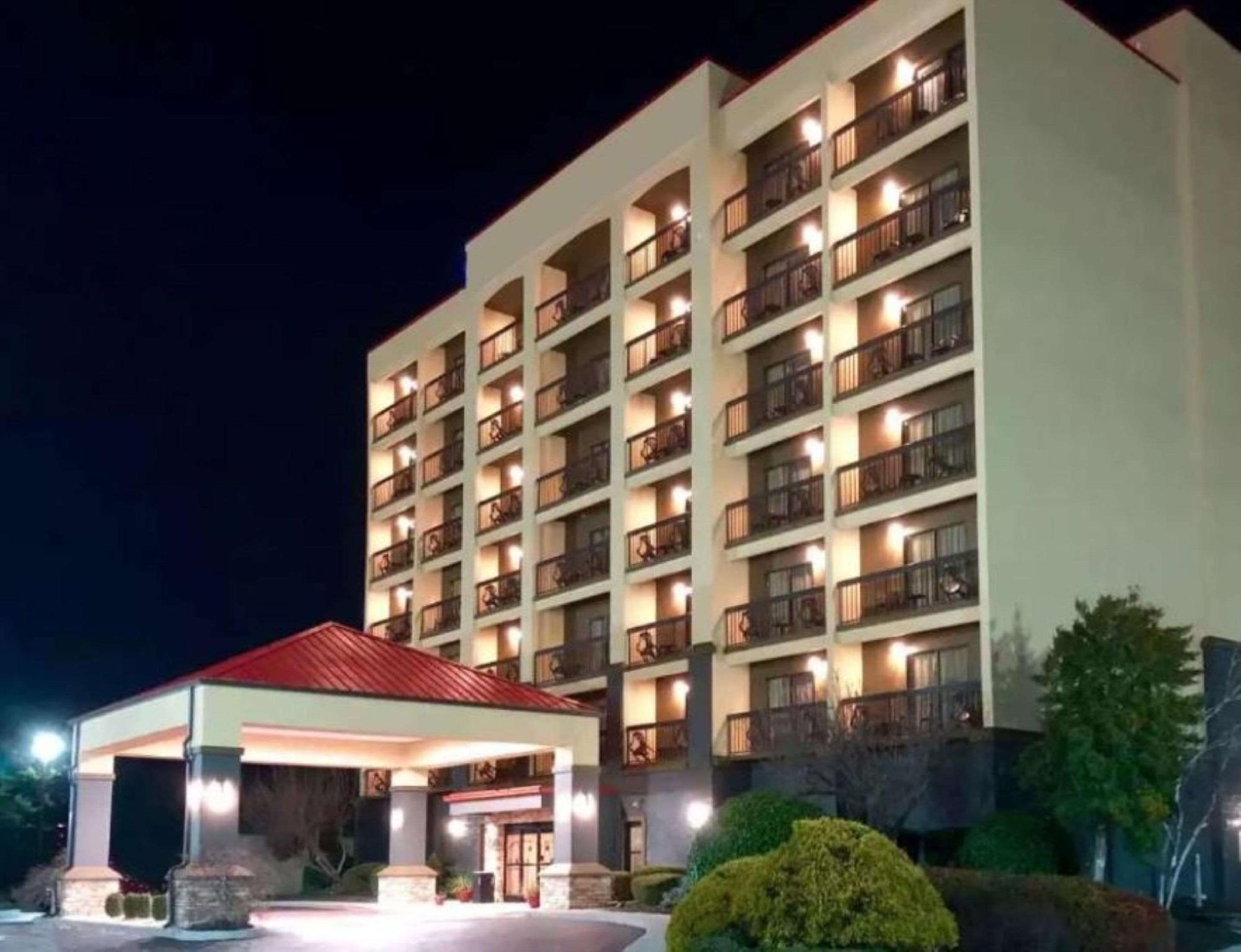 Vista Suites Pigeon Forge, SureStay Collection by BW 写真