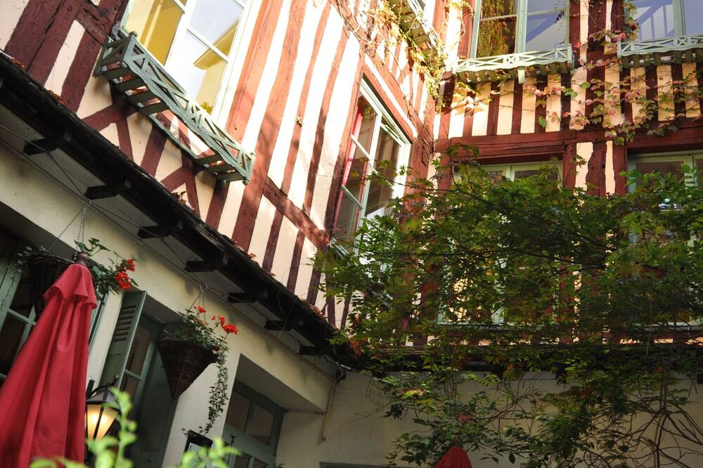 オテル ル ヴュー カレ 写真