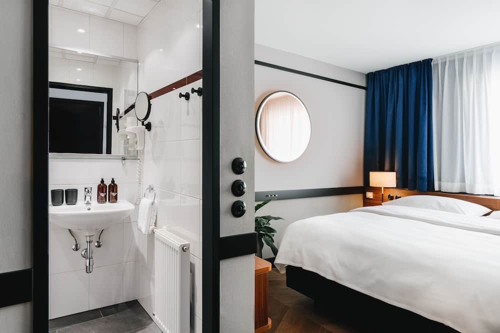 ホテル ギルバート 写真