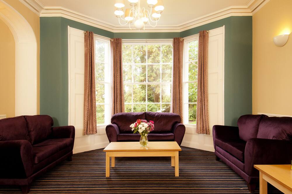 ワイエッチエイストラトフォードアポンエイボンホステル 写真