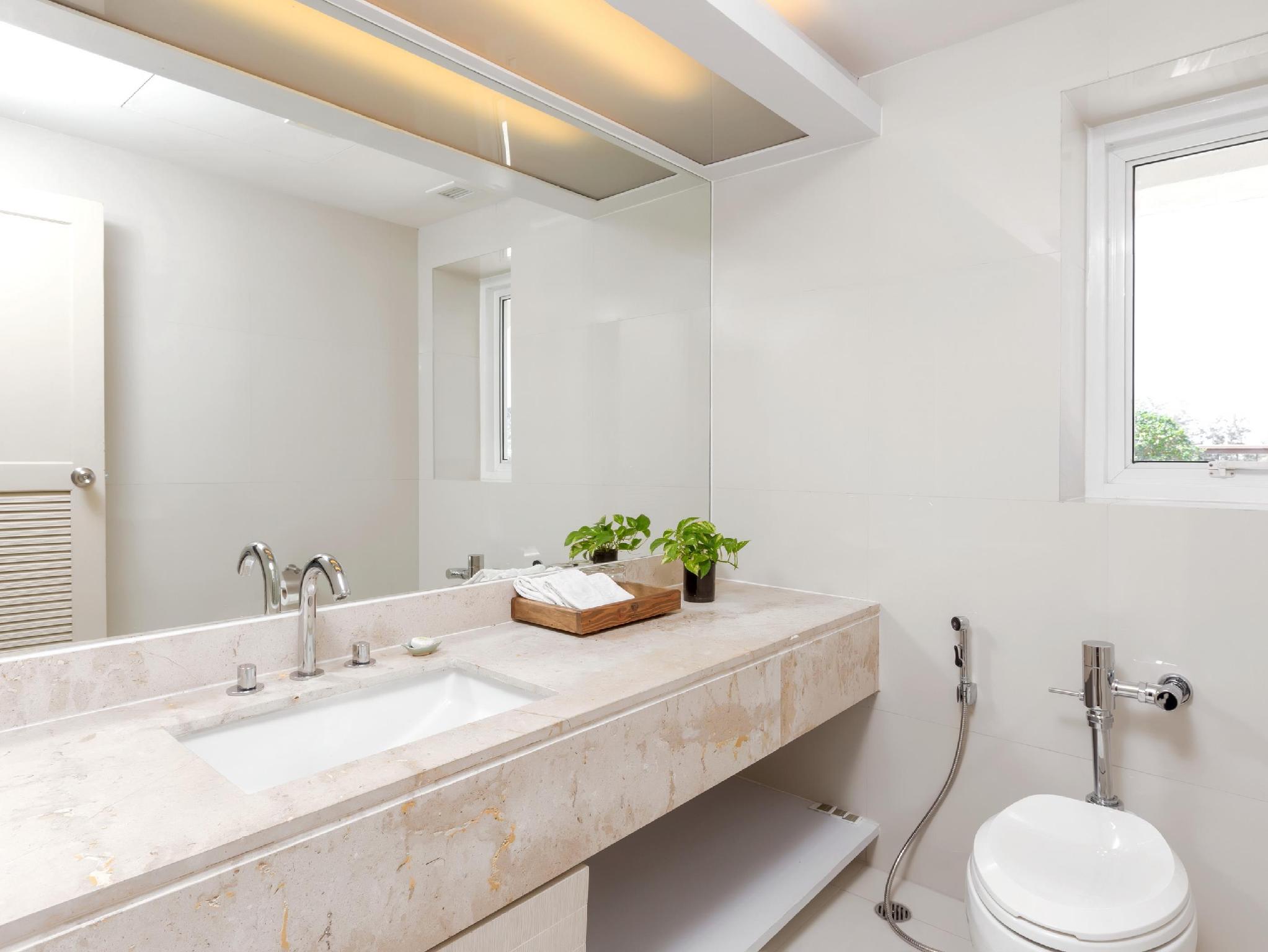 アンダマン エンブレース パトン 写真