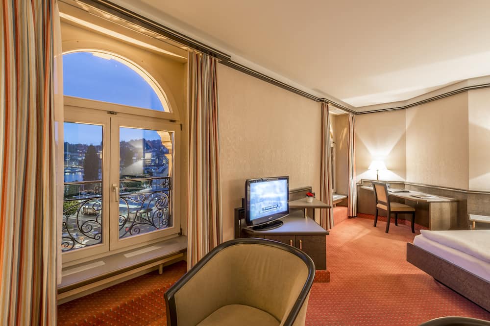 ホテル モノポール ルツェルン 写真