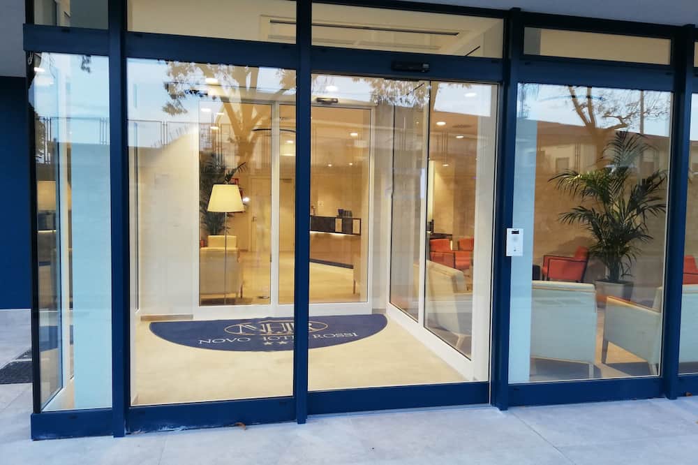 ノボ ホテル ロッシ 写真