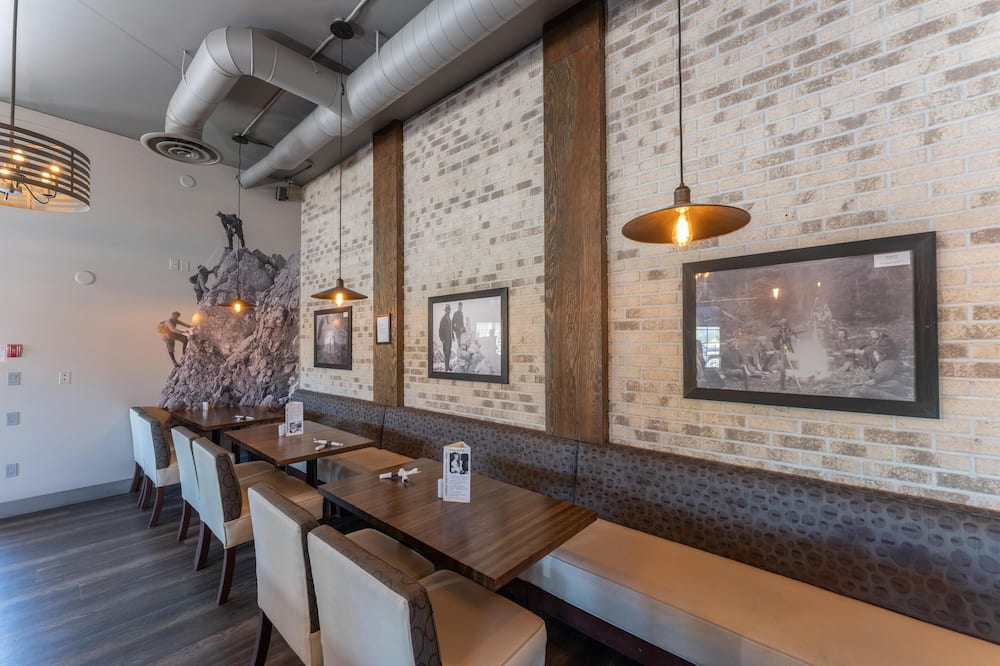 プレステージ ラデウム ホット スプリングス  リゾート ワールドホテルズ クラフテッド 写真