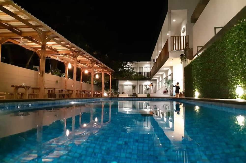 デジャヴ ホテル 写真