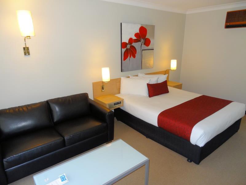 ハーミテージ モータ- イン 写真