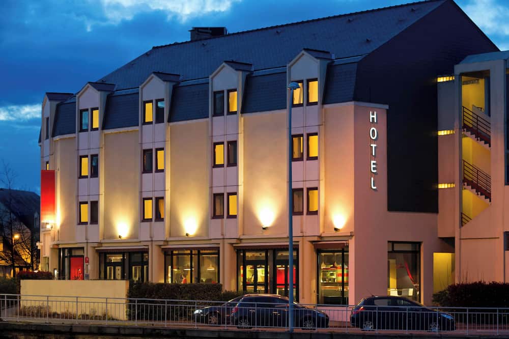 B&B ホテル ル マン セントル カテドラル 写真