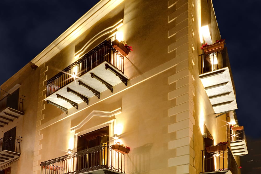 ホテル ラ プルメリア 写真