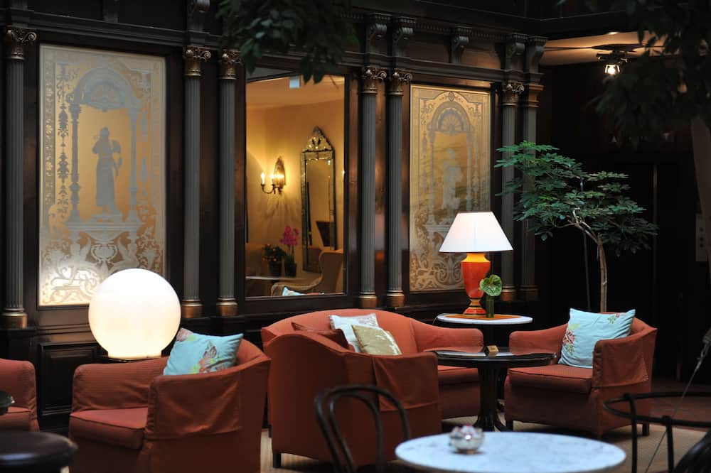 ホテル ケーニヒ フォン ウンガルン 写真