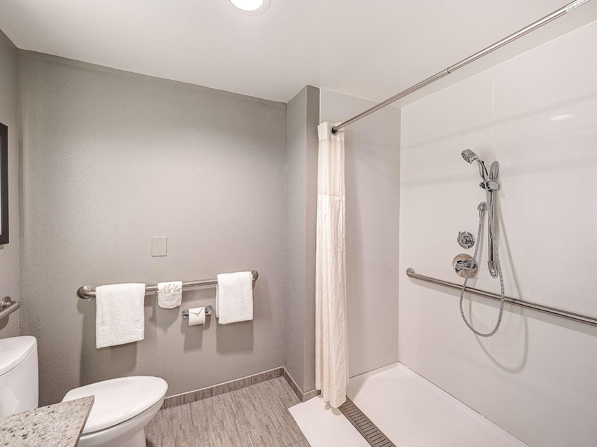 DoubleTree by Hilton Hotel Bloomington 写真