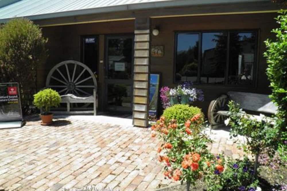 レイクフロント ロッジ 写真