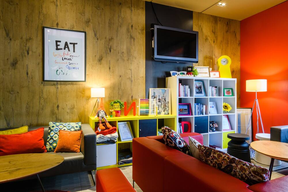 イビス ワルシャワ スタレミャスト ホテル 写真