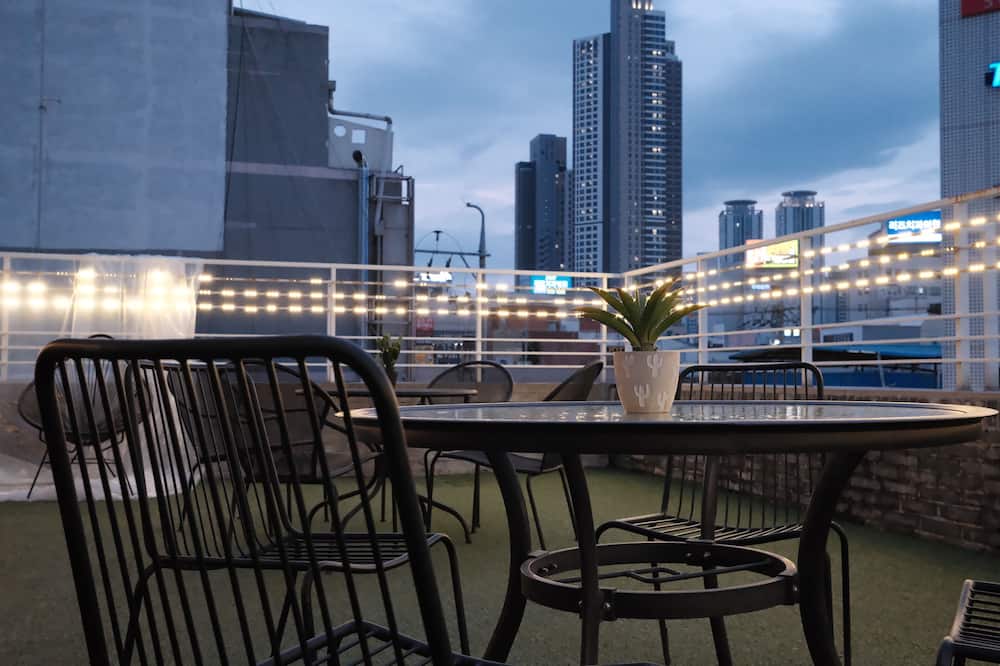 ホテル インソムニア 写真