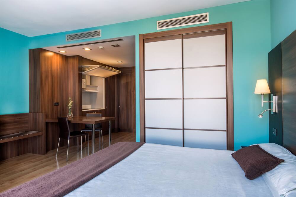 ホテル ユーロスターズ レイ フェルナンド II 写真