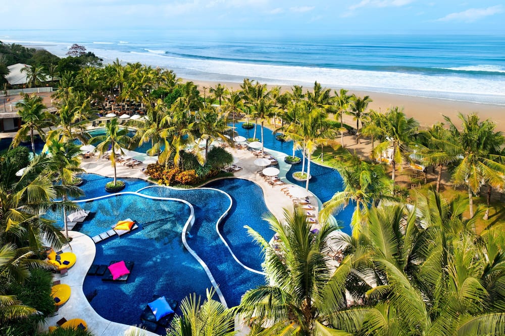 W バリ スミニャック 写真