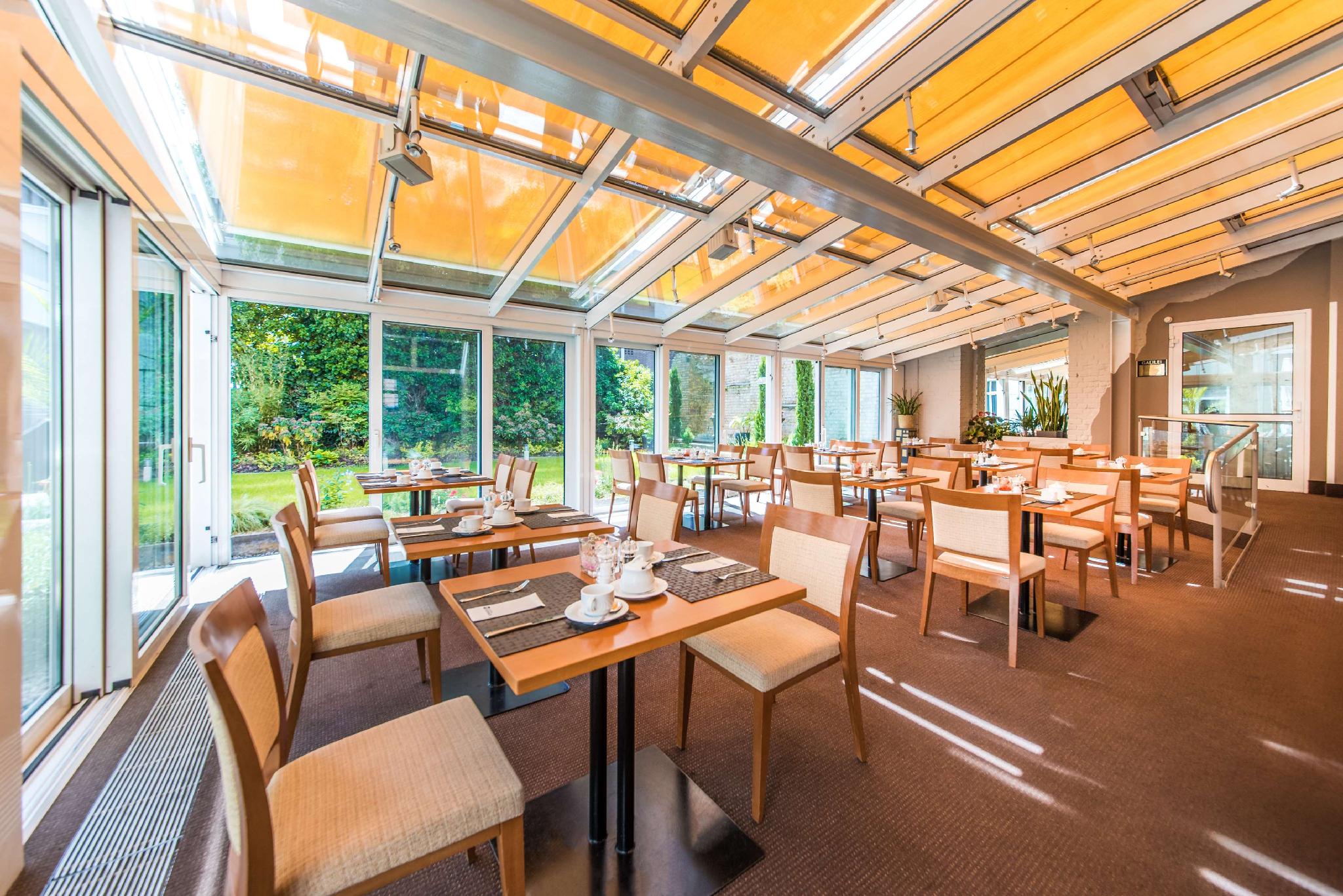 Best Western Plus Delta Park Hotel 写真