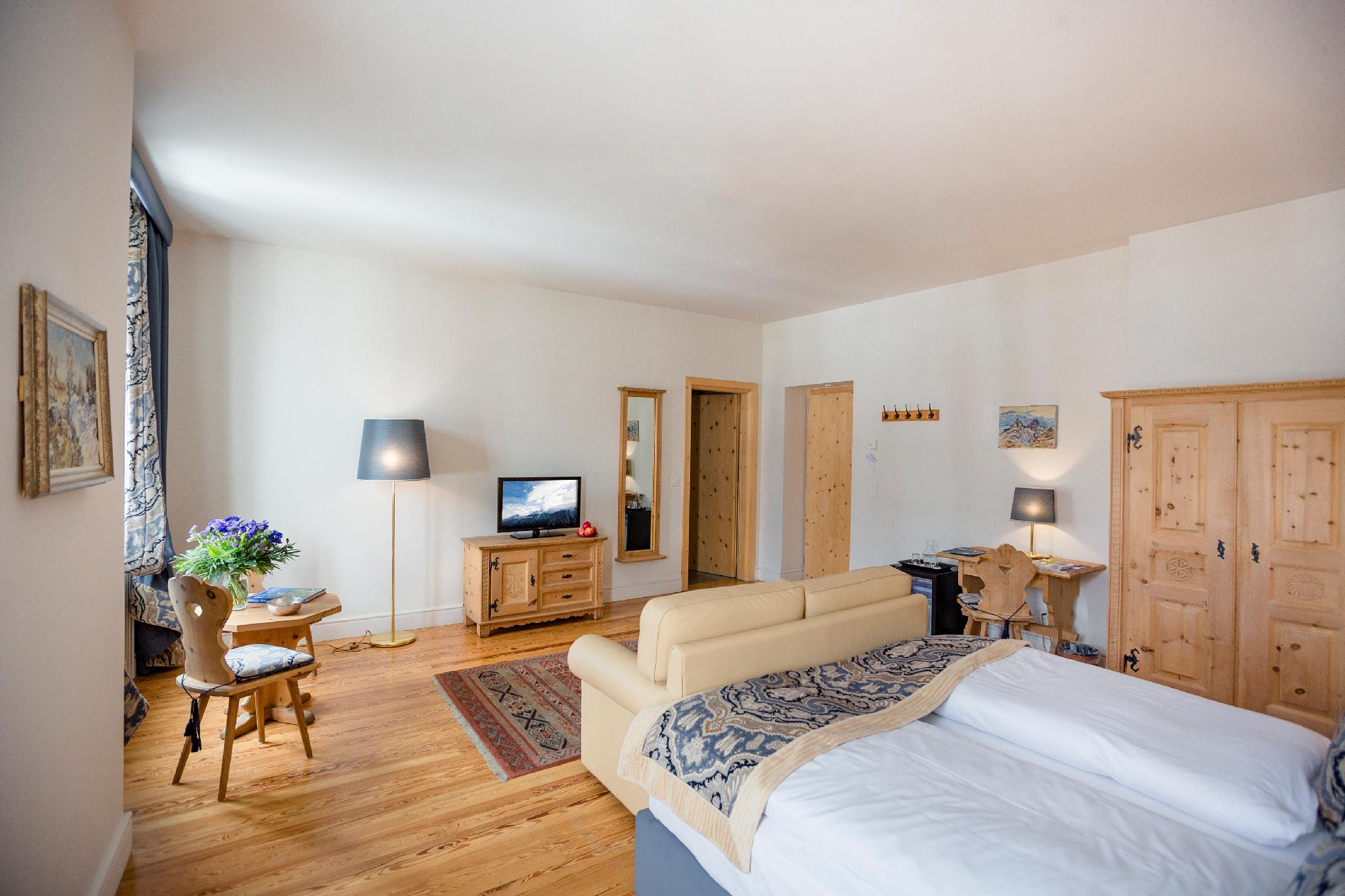 ホテル ベルニナ 1865 写真