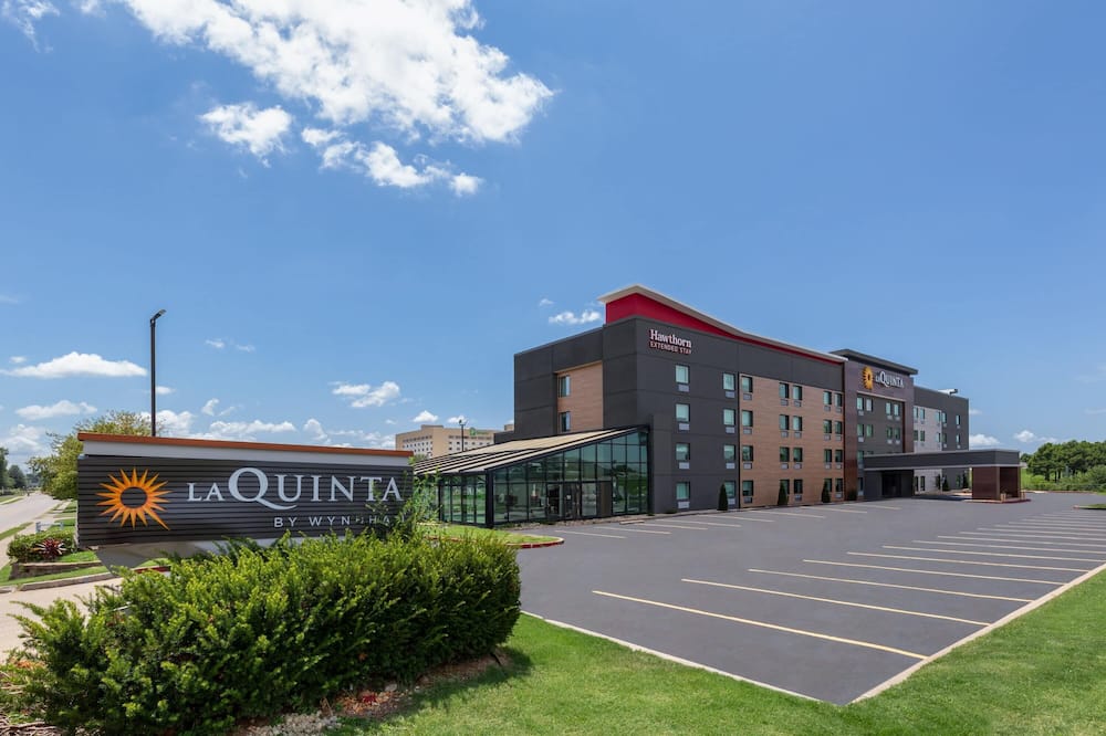 La Quinta Inn & Suites by Wyndham Springdale 写真