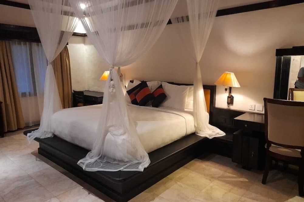 ザ ロイヤル ビーチ スミニャック バリ 写真