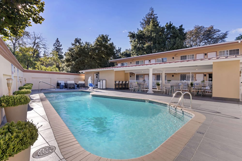 ベストウェスタン プラス リヴィエラ 写真