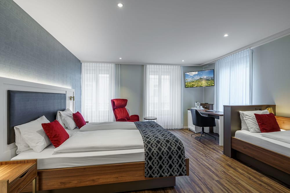 ホテル デュ ノルド 写真