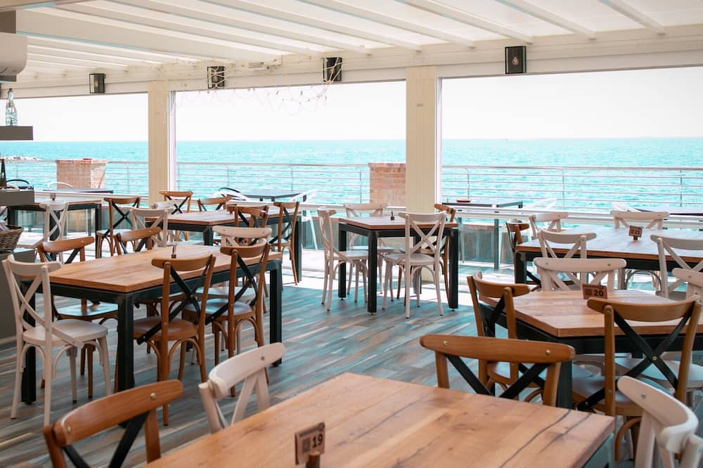 Hotel Centro Congressi Polo Nautico 写真