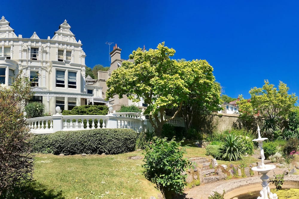 エスケープ ブティック B&B 写真