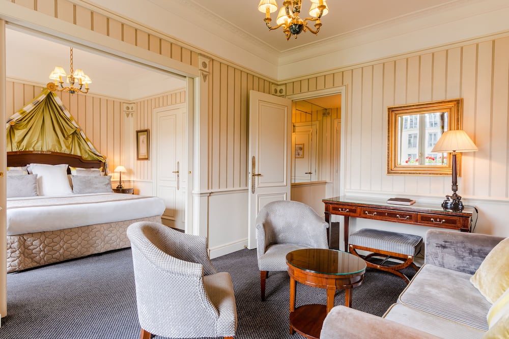 ホテル ナポレオン 写真