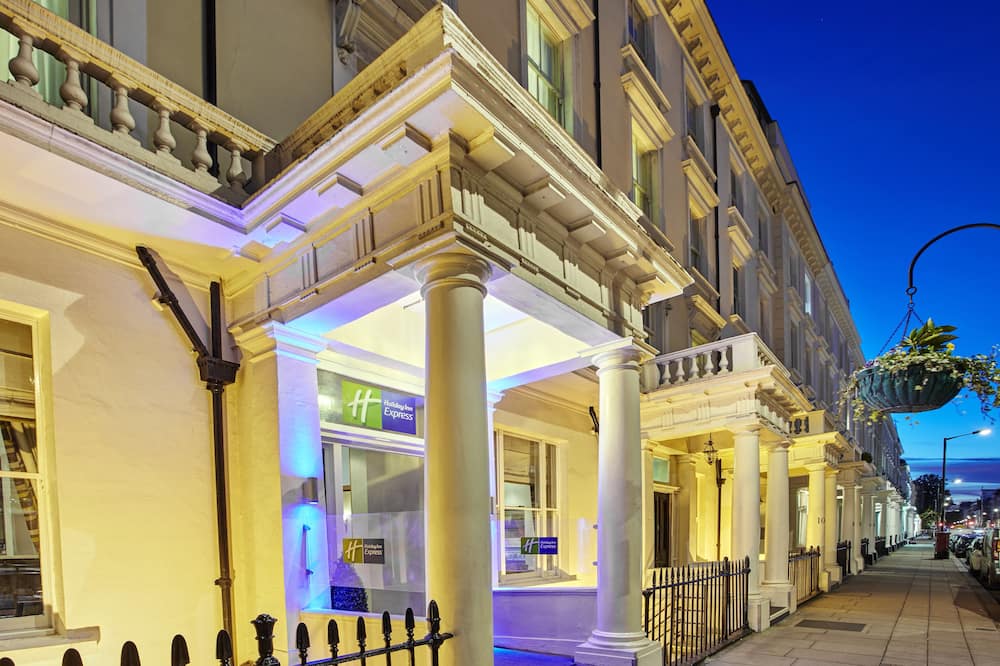 ホリデイ イン エクスプレス ロンドン ヴィクトリア バイ IHG 写真