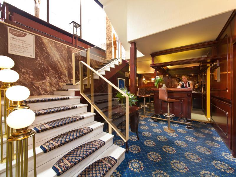 ホテル レオネット 写真