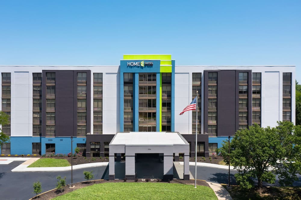 Home2 Suites by Hilton Indianapolis Keystone Crossing 写真