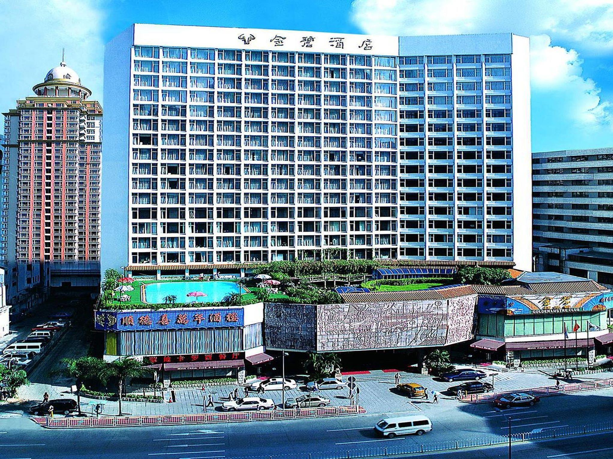 ゴールデン ラスター ホテル 写真