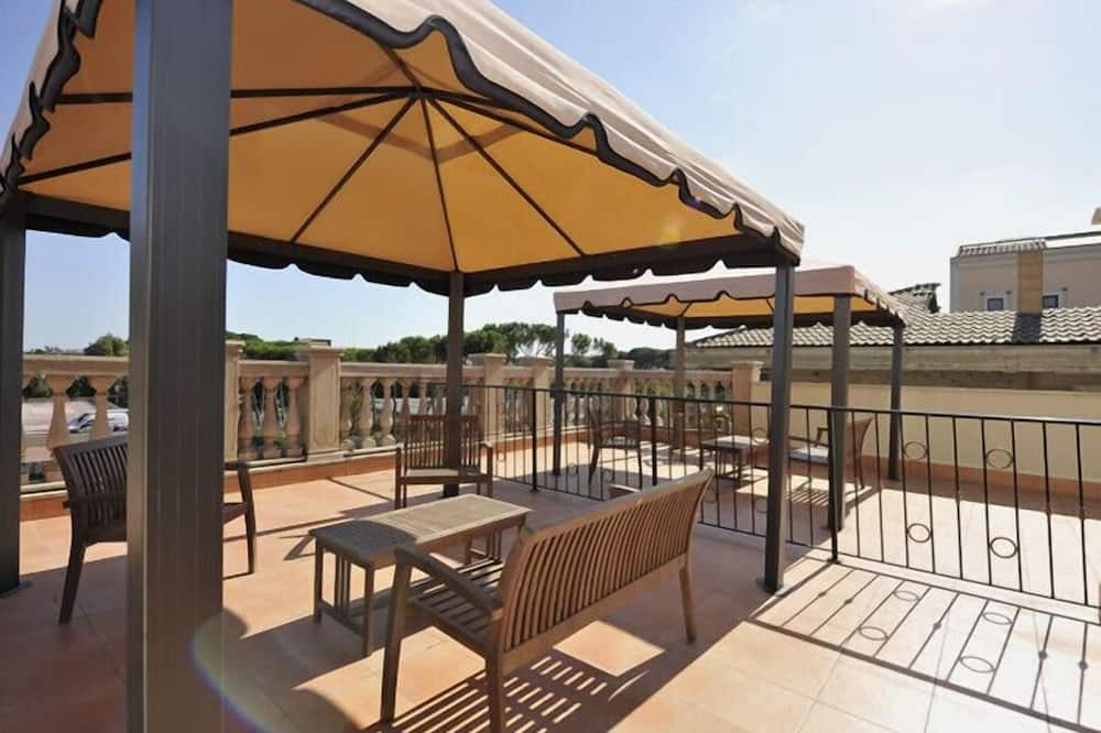 アウレリウス アート ギャラリー ホテル 写真