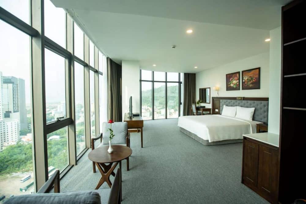 ピース ホテル ハ ロン 写真