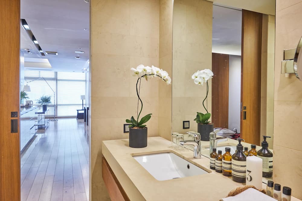 ザ クラシック 500 エグゼキュティブ レジデンス ペンタズ 写真