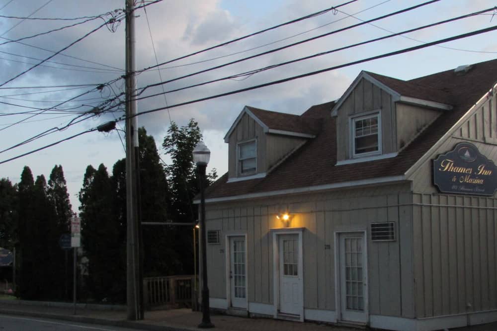 テムズ イン & マリーナ 写真