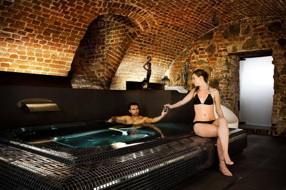 ホテル ザメク ルビニエク 写真