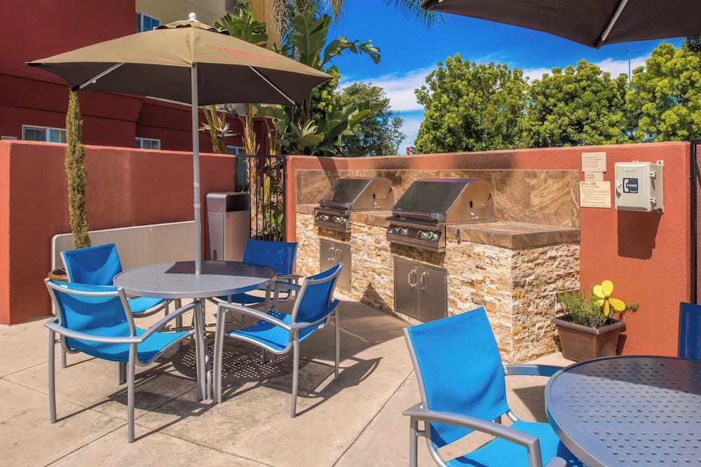 タウンプレイス スイーツ バイ マリオット アナハイム メインゲート、エンジェル スタジアム近く 写真