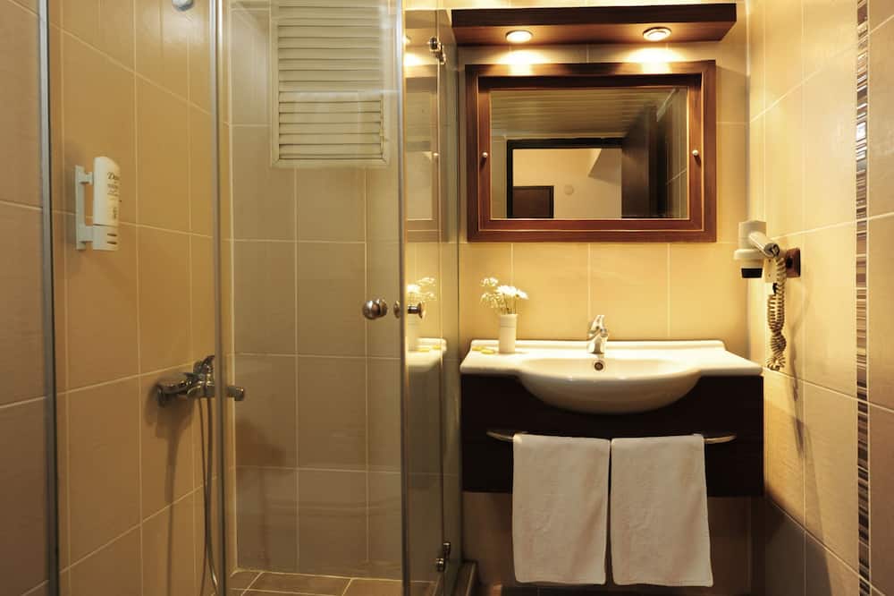 Üstün Otel Alsancak 写真