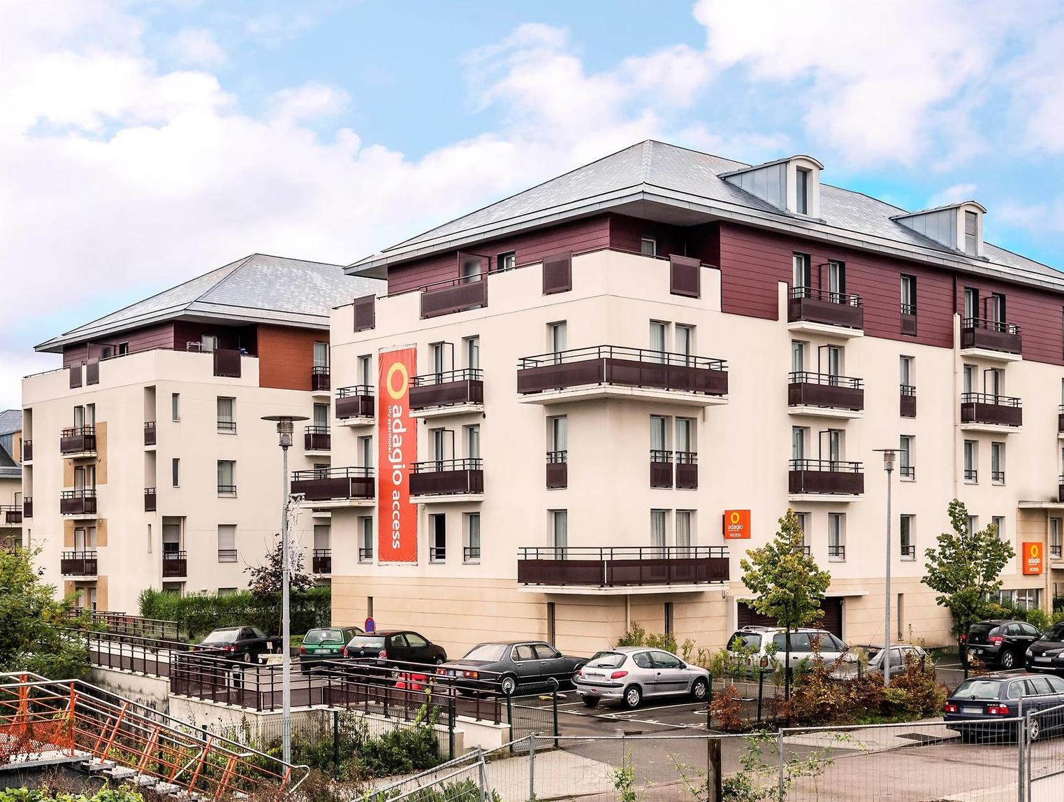 アパート ホテル アダージョ アクセス キャリエール ス ポワシー 写真