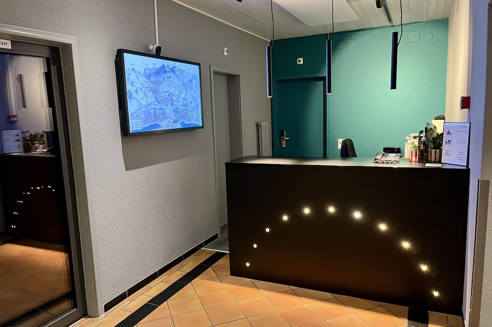 ホテル メルクール ウエスト ステーション ロッジ 写真