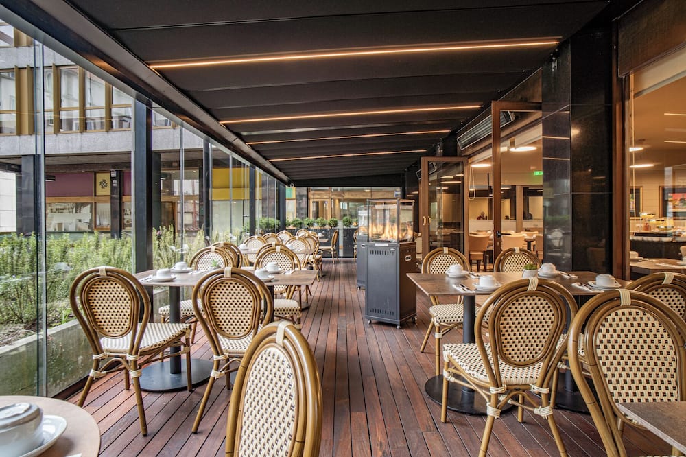 ホテル ドム ヘンリケ ダウンタウン 写真