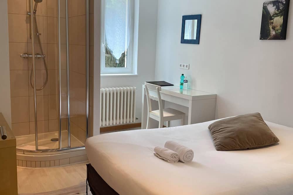 オテル ドゥ ラ ヴァレ ユーレス 写真